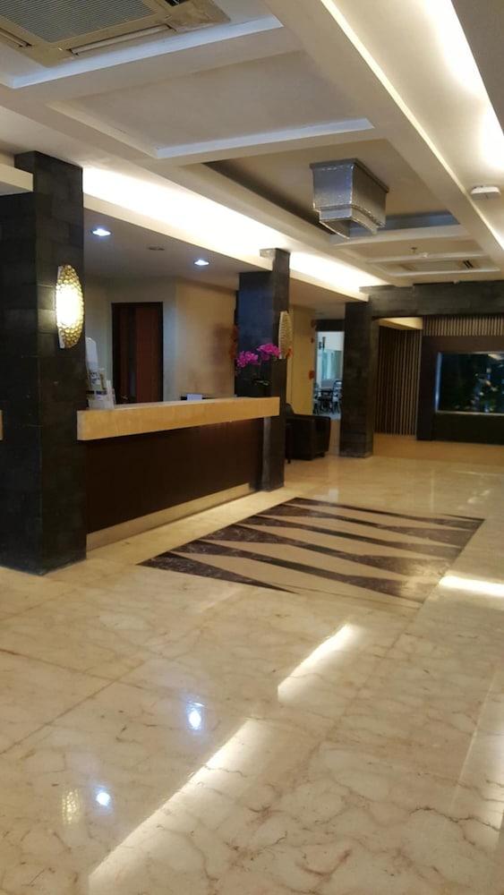 Rota International Hotel Dżakarta Zewnętrze zdjęcie