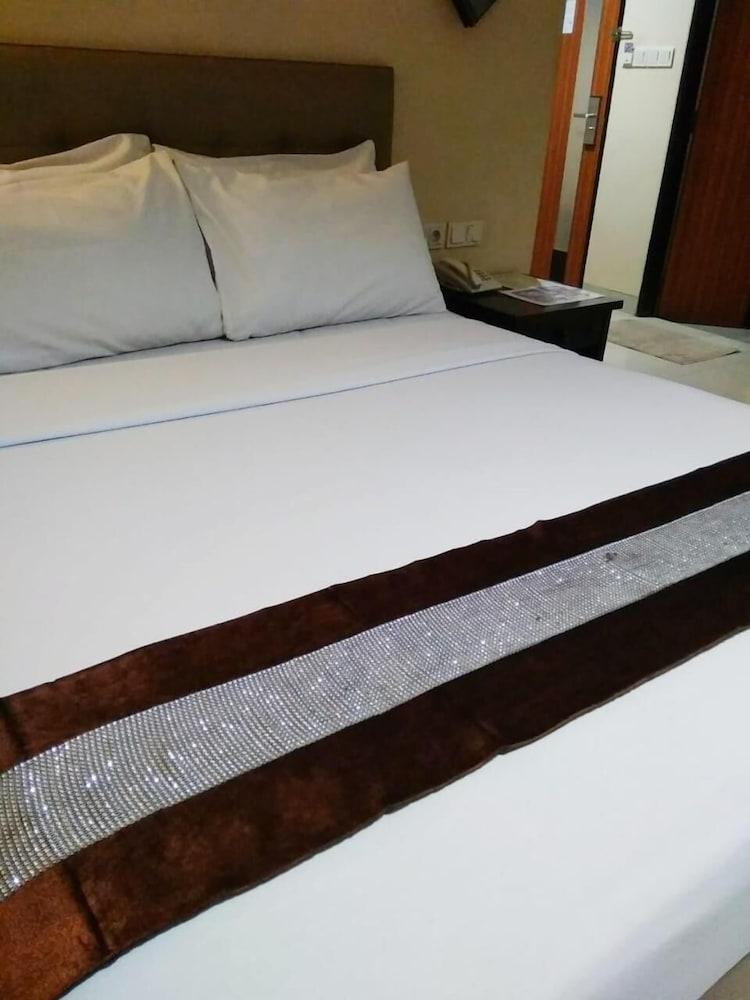 Rota International Hotel Dżakarta Zewnętrze zdjęcie