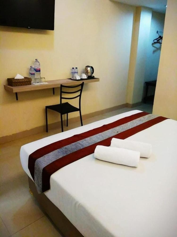 Rota International Hotel Dżakarta Zewnętrze zdjęcie