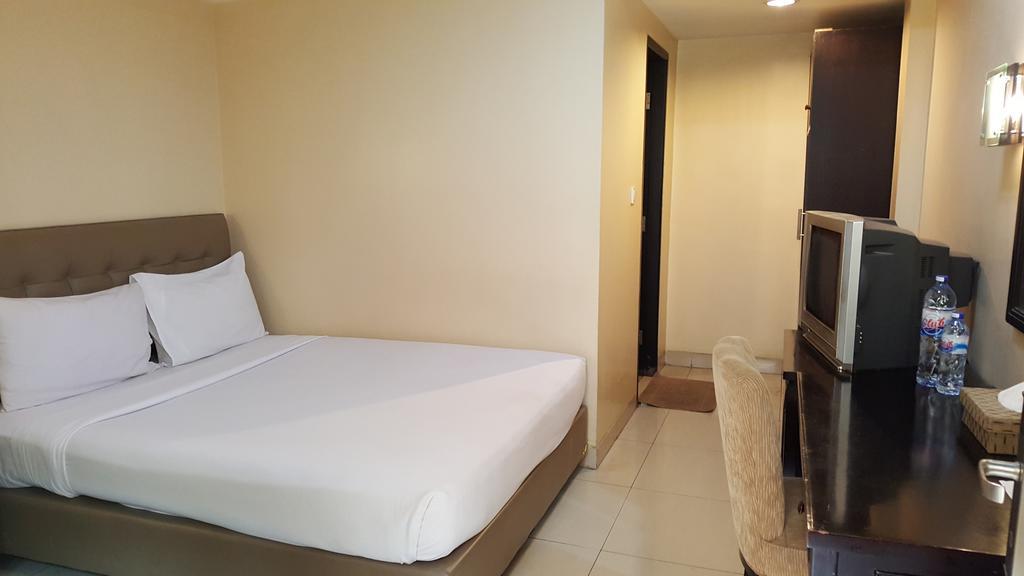 Rota International Hotel Dżakarta Zewnętrze zdjęcie