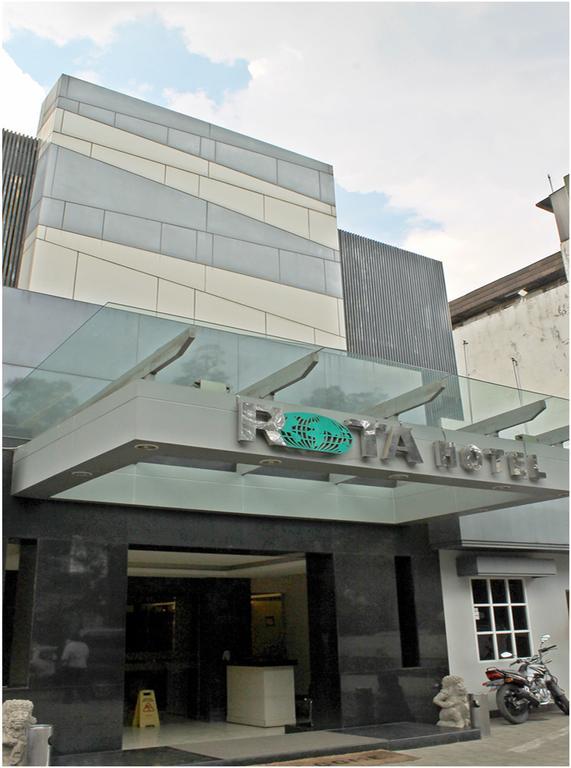 Rota International Hotel Dżakarta Zewnętrze zdjęcie