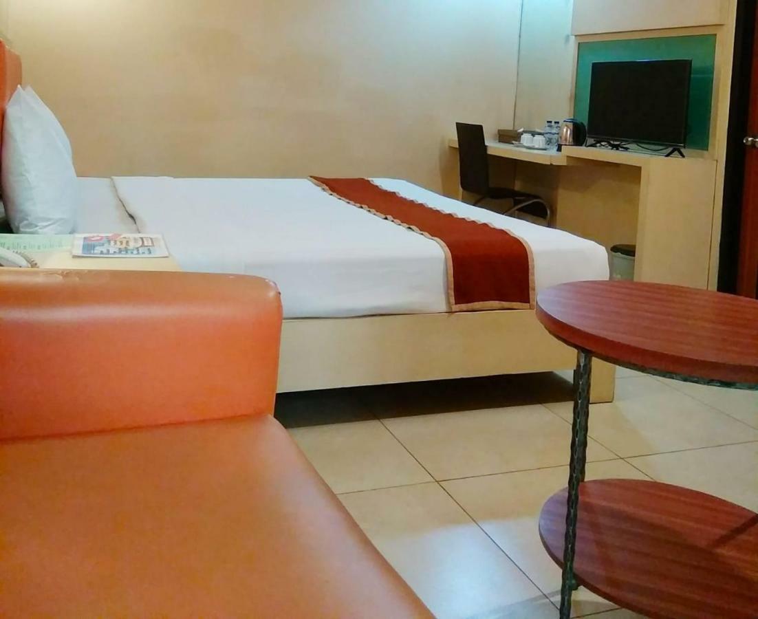 Rota International Hotel Dżakarta Zewnętrze zdjęcie